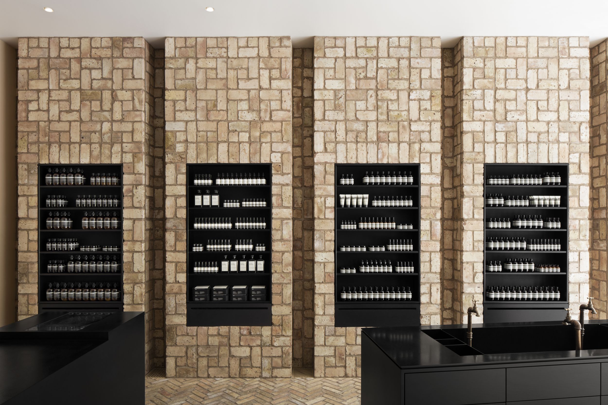 AESOP US STORE BUCKTOWN 08