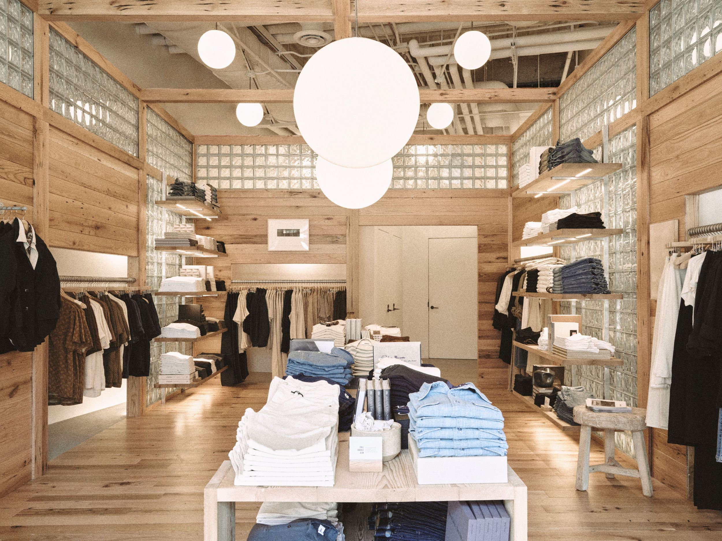 BUCK_MASON_OAKBROOK_015 1
